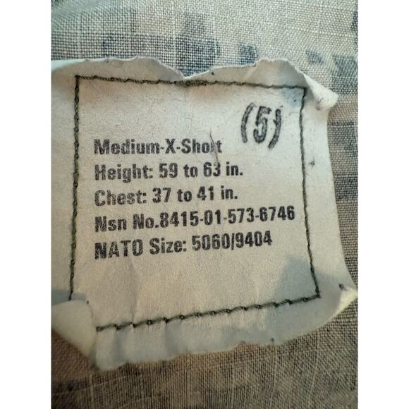 ACU Shirt/Coat Medium X-Short USGI Digital Camo Flame Resistant FRACU Ripstop - Picture 6 of 8